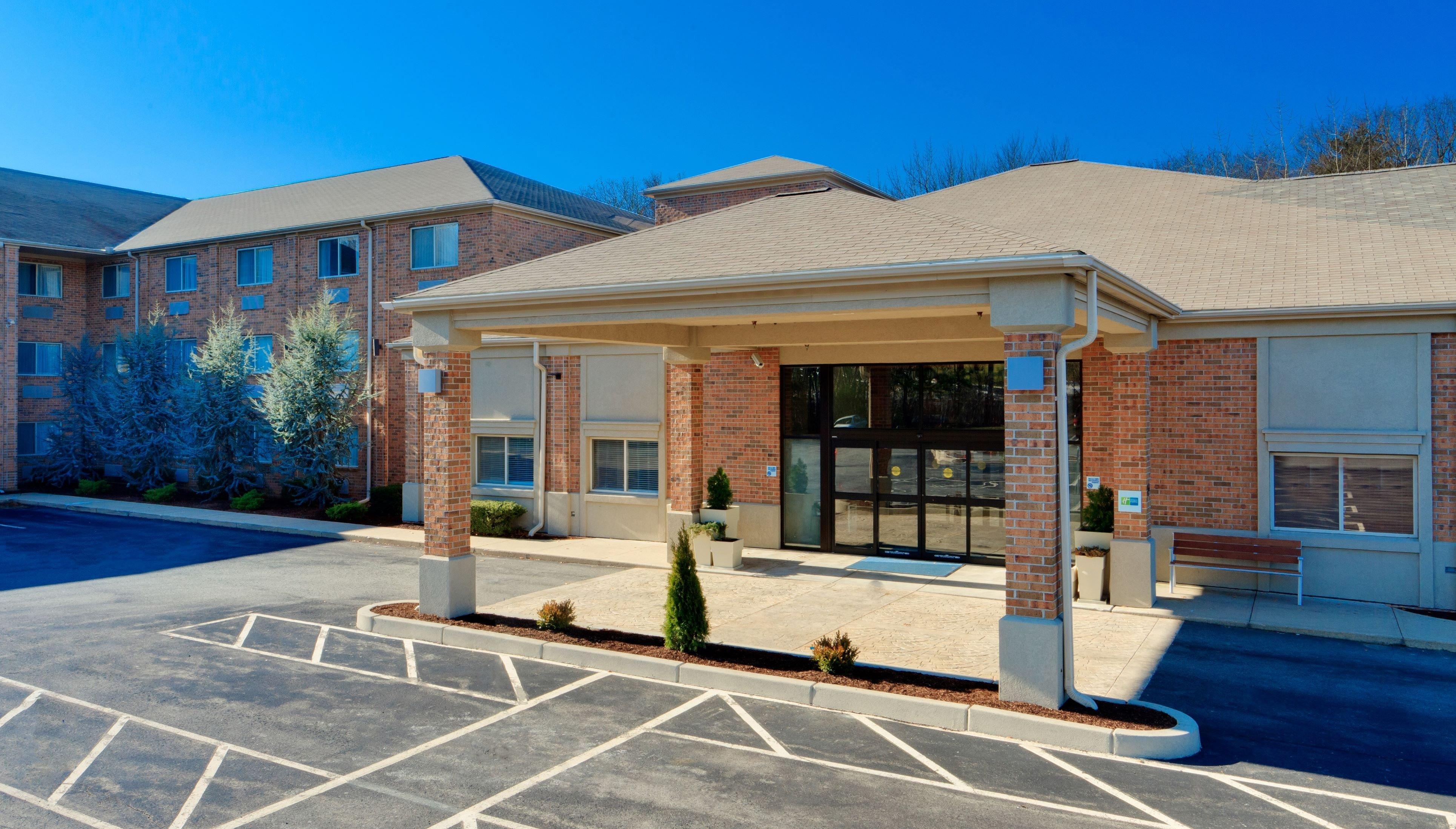 Holiday Inn Express & Suites Smithfield - Providence By Ihg Zewnętrze zdjęcie